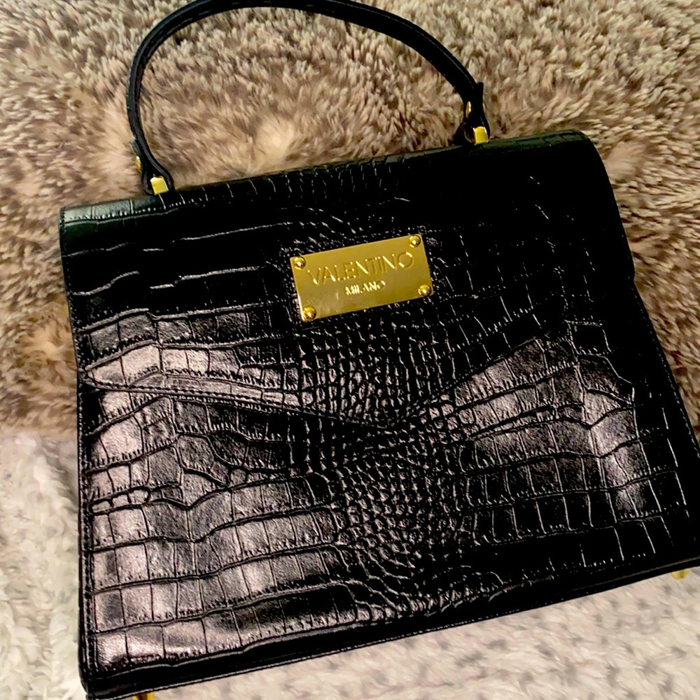 •Authentic• Valentino bag